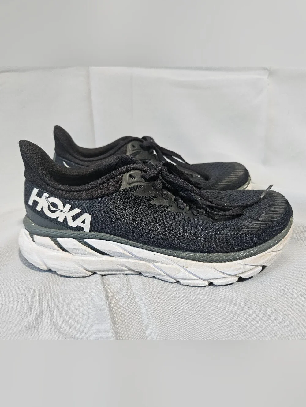 Hoka One One Shoes Black Size 7.5 Clifton 7 1110509 BWHT Running Sneakers
